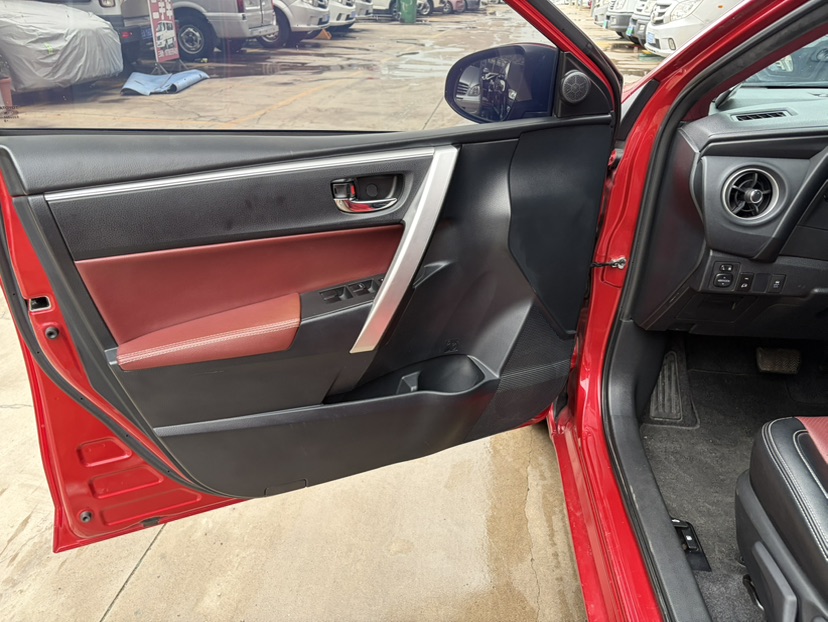 Toyota Corolla 2019 #3 Toyota Corolla 2019 car image #3