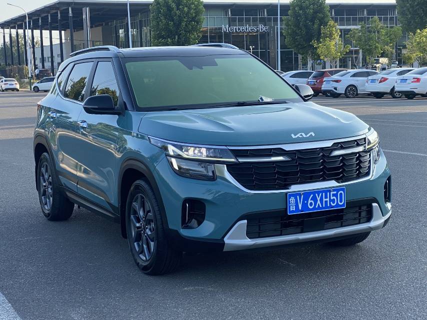 Kia Seltos 2023 #3 Kia Seltos 2023 car image #3
