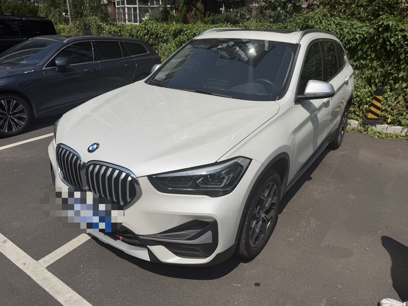 BMW X1 2021 car image 