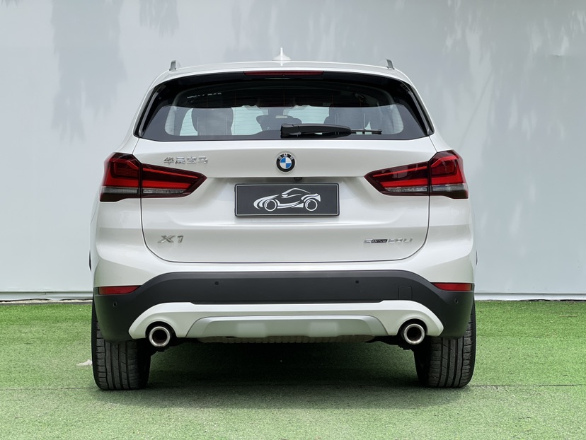 BMW X1 2022 car image #5