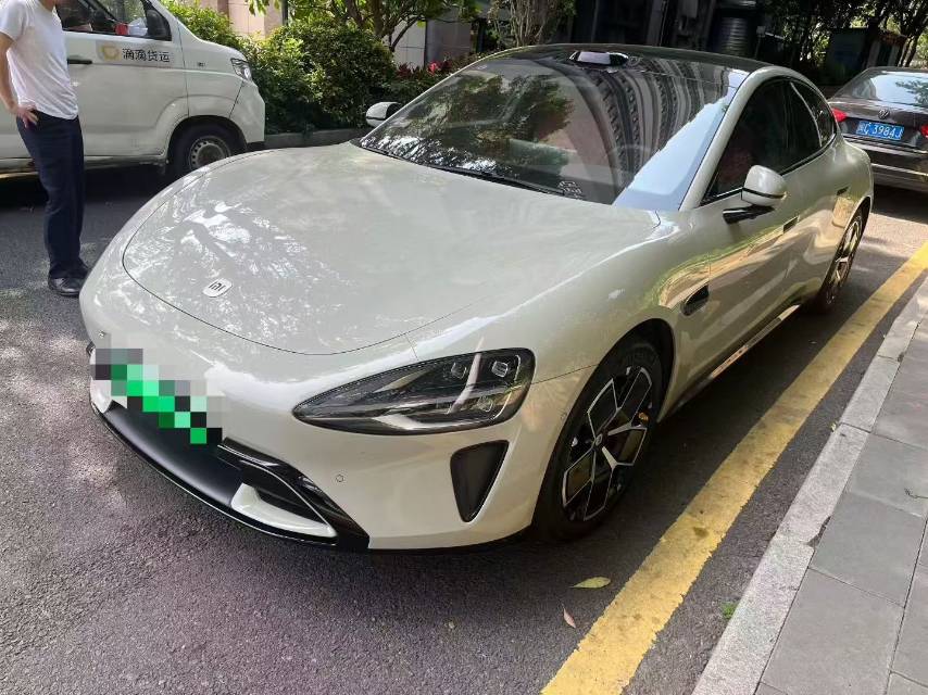 MI SU7 2025 car image 