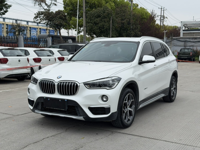 BMW X1 2018 BMW X1 2018 car image