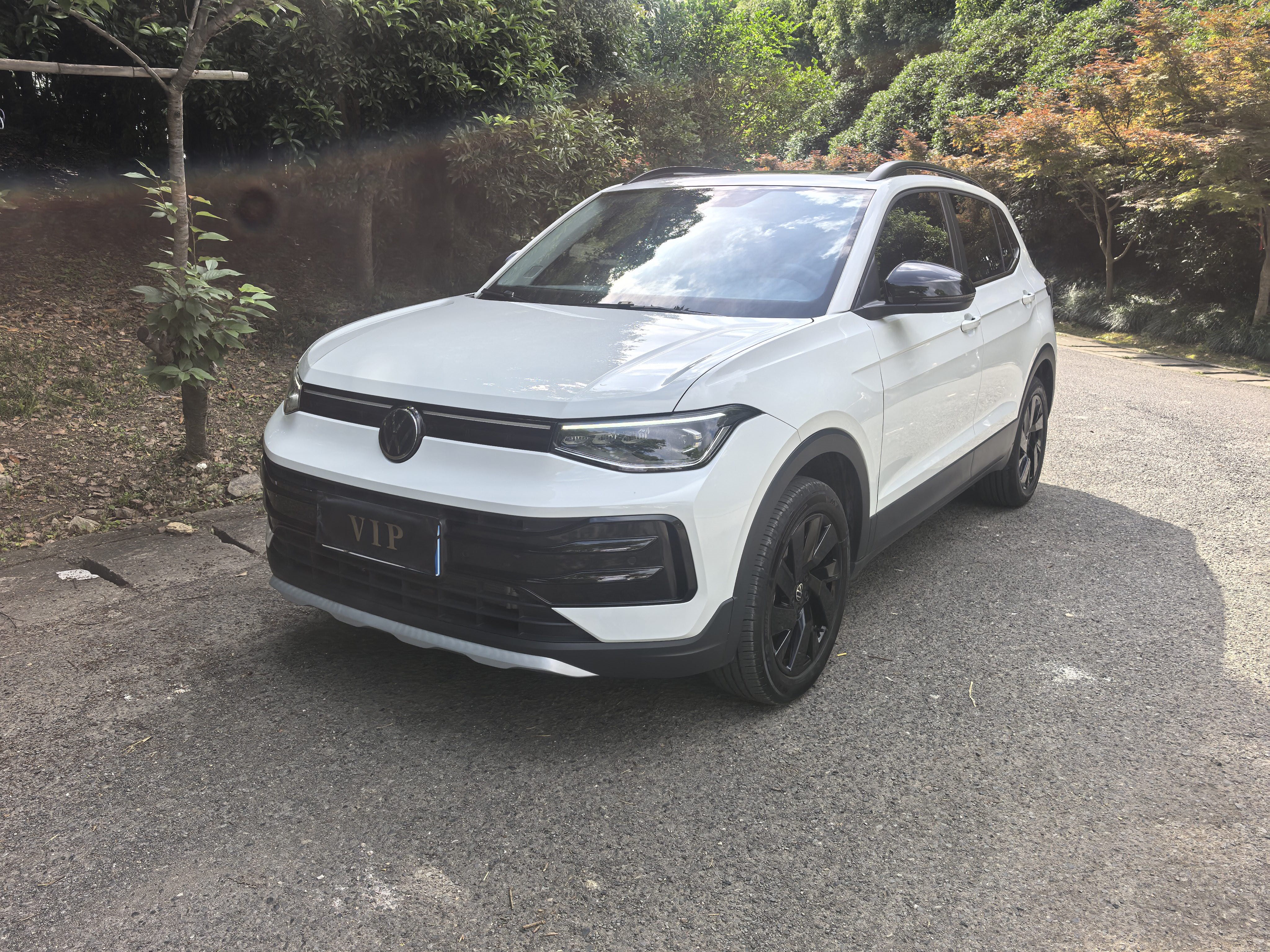 Volkswagen Tharu 2025 car image 