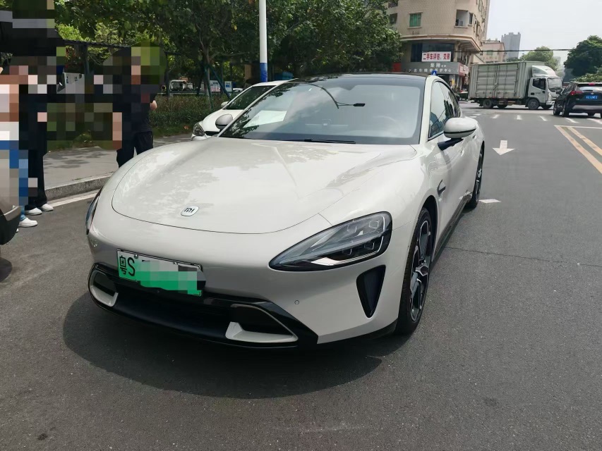 MI SU7 2025 car image 