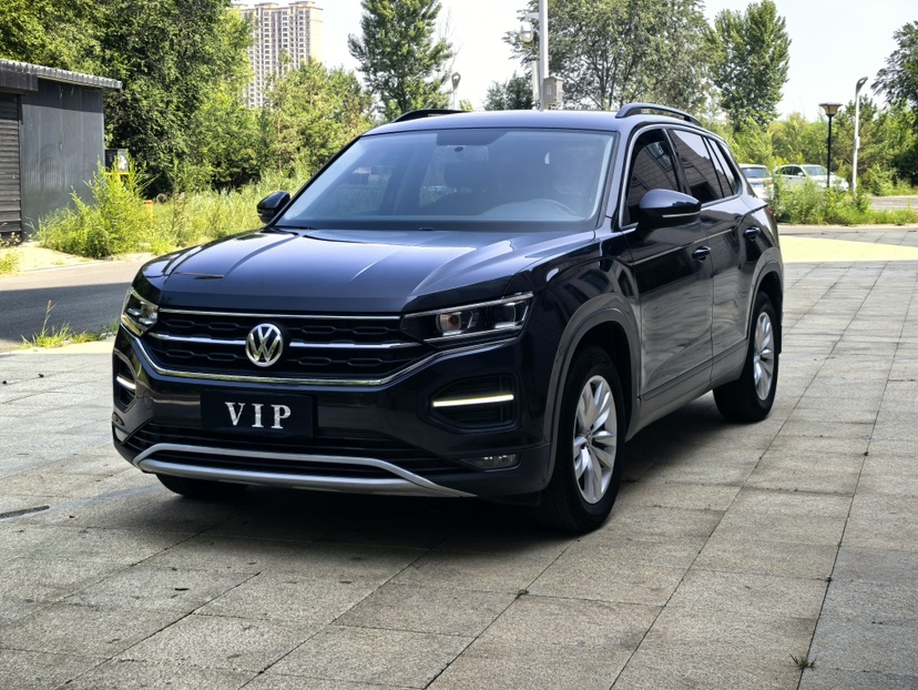 Volkswagen Tayron 2019 Volkswagen Tayron 2019 immagine di auto
