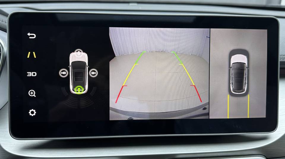 GEELY Coolray 2022 car image #12