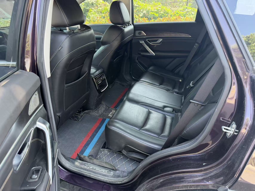 Jetour X70 PLUS 2022 car image #3