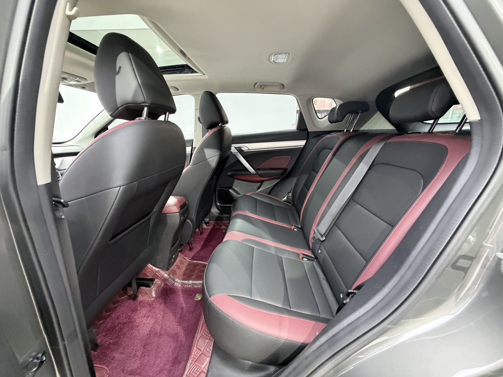 GEELY Coolray 2023 immagine di auto #8