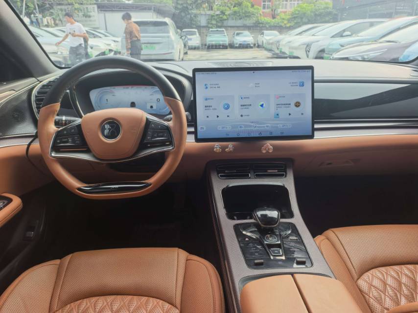 BYD Han 2022 car image #4