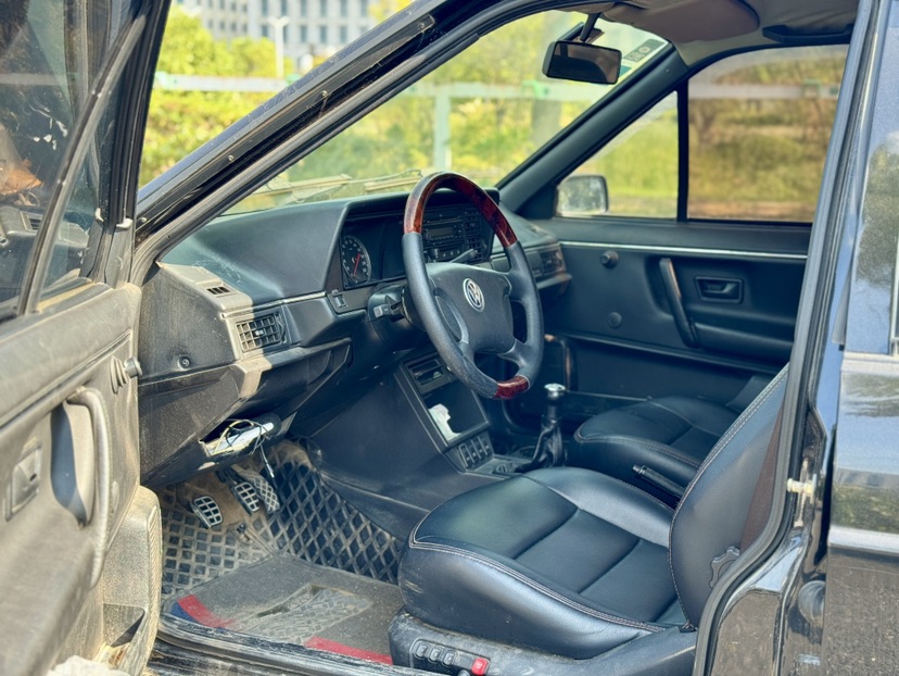 Volkswagen Santana Classic 2010 car image #4