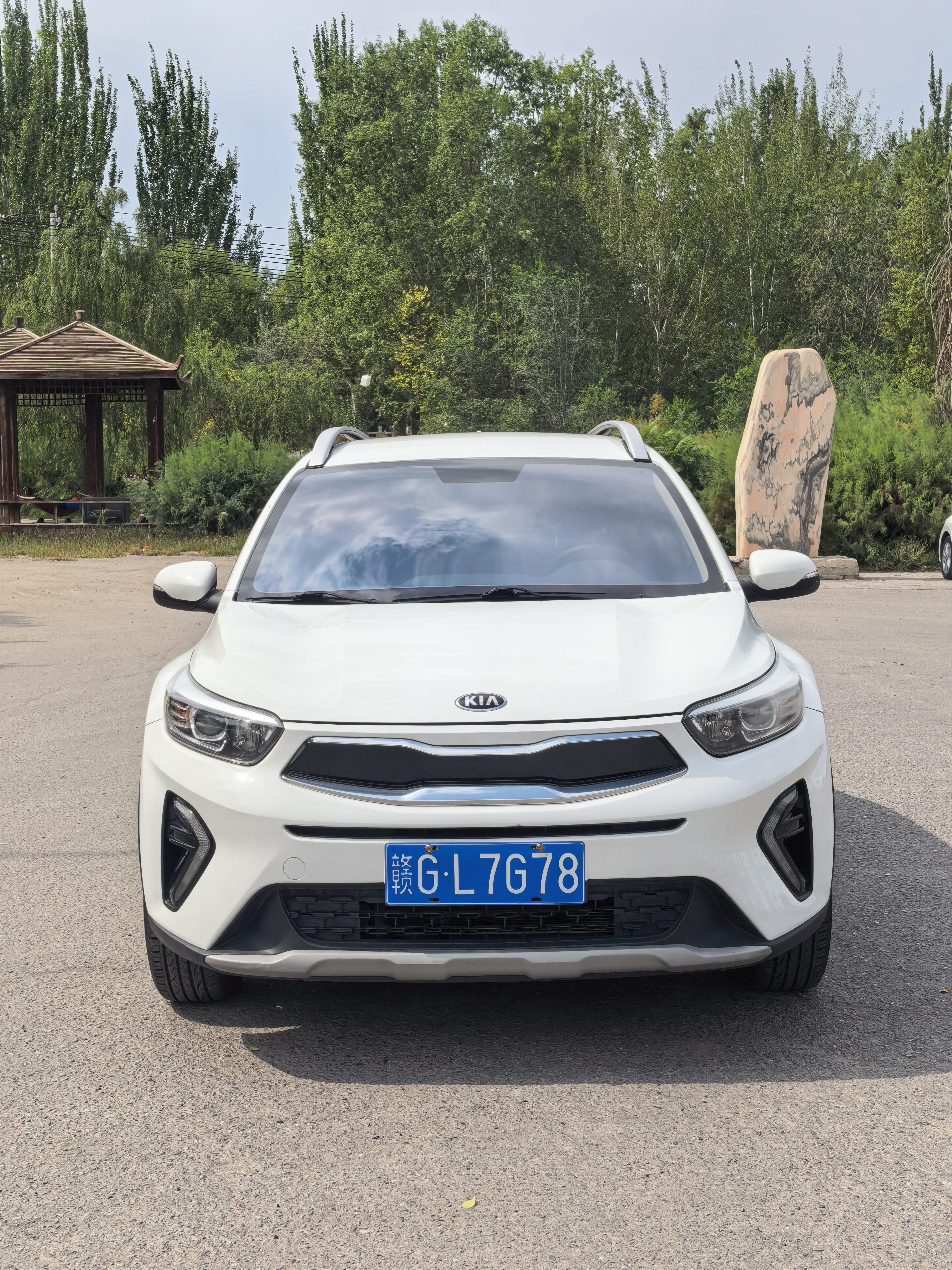 Kia KX1 2020 car image #9