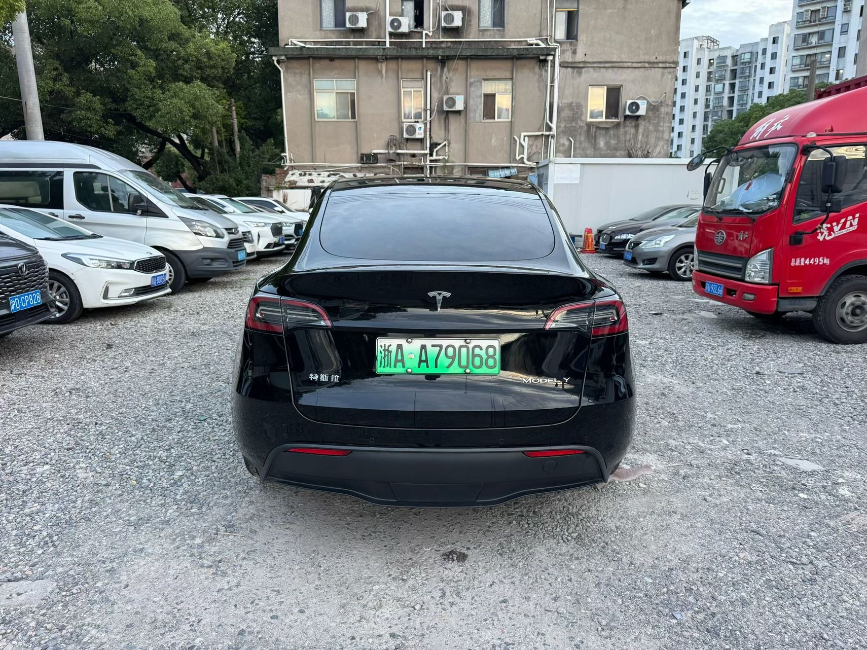 Tesla Model Y 2022 #10 Tesla Model Y 2022 car image #10