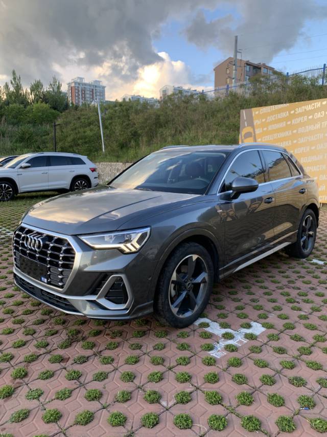Audi Q3 2022 #3 Audi Q3 2022 car image #3