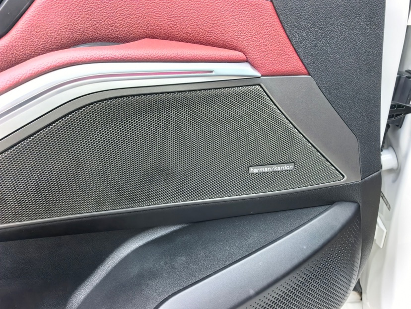 BMW i3 2023 car image #9