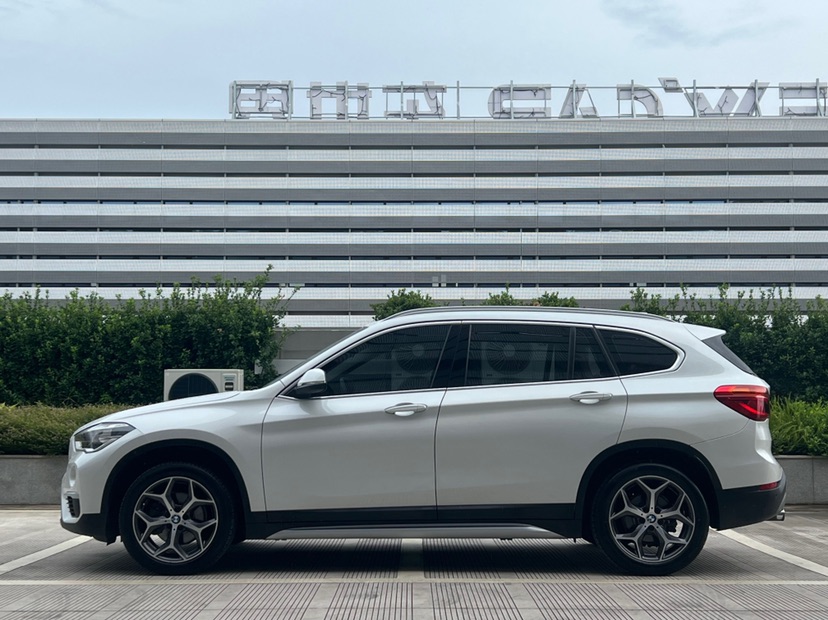 BMW X1 2019 car image #2