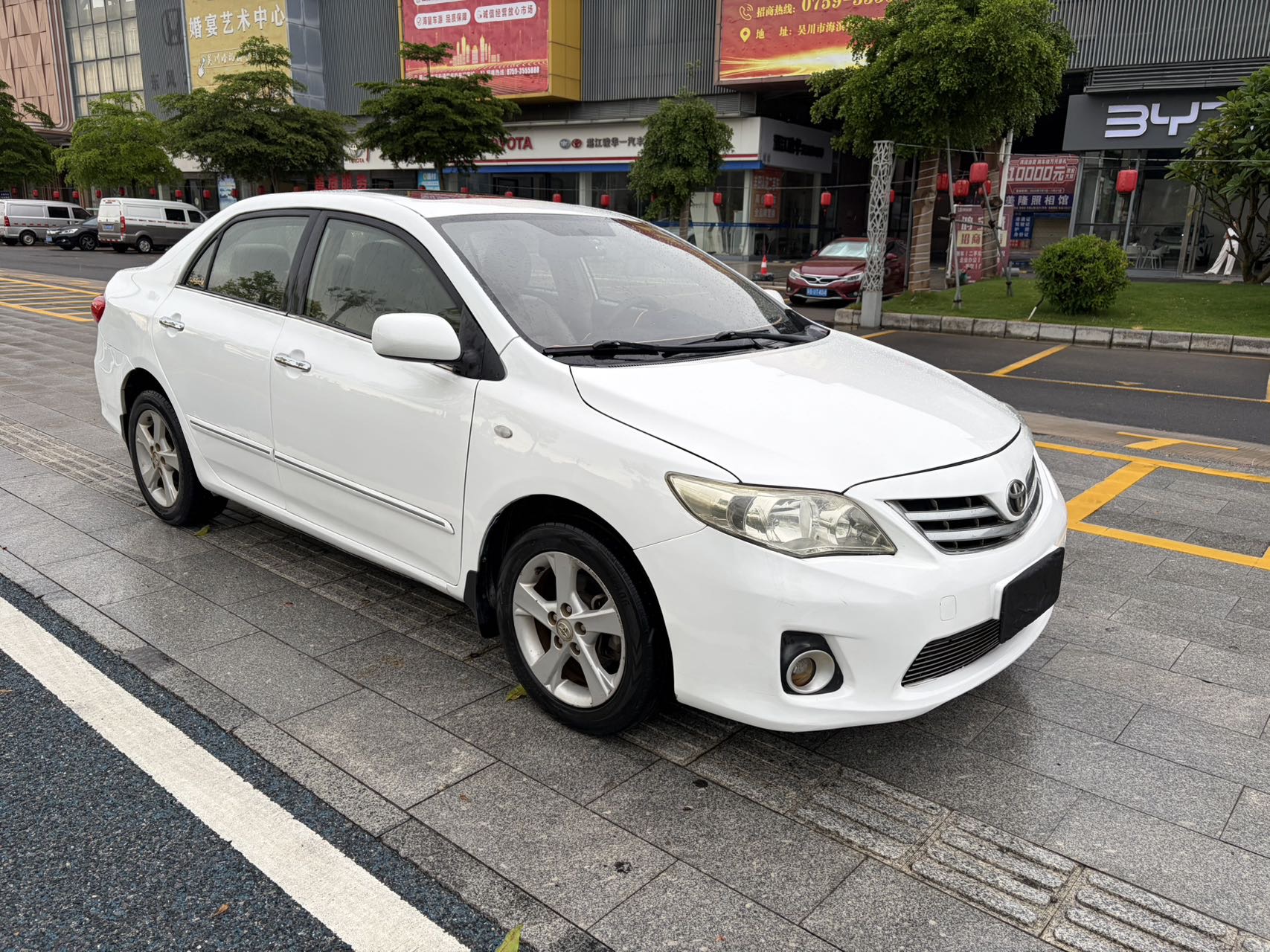 Toyota Corolla 2011 Toyota Corolla 2011 car image