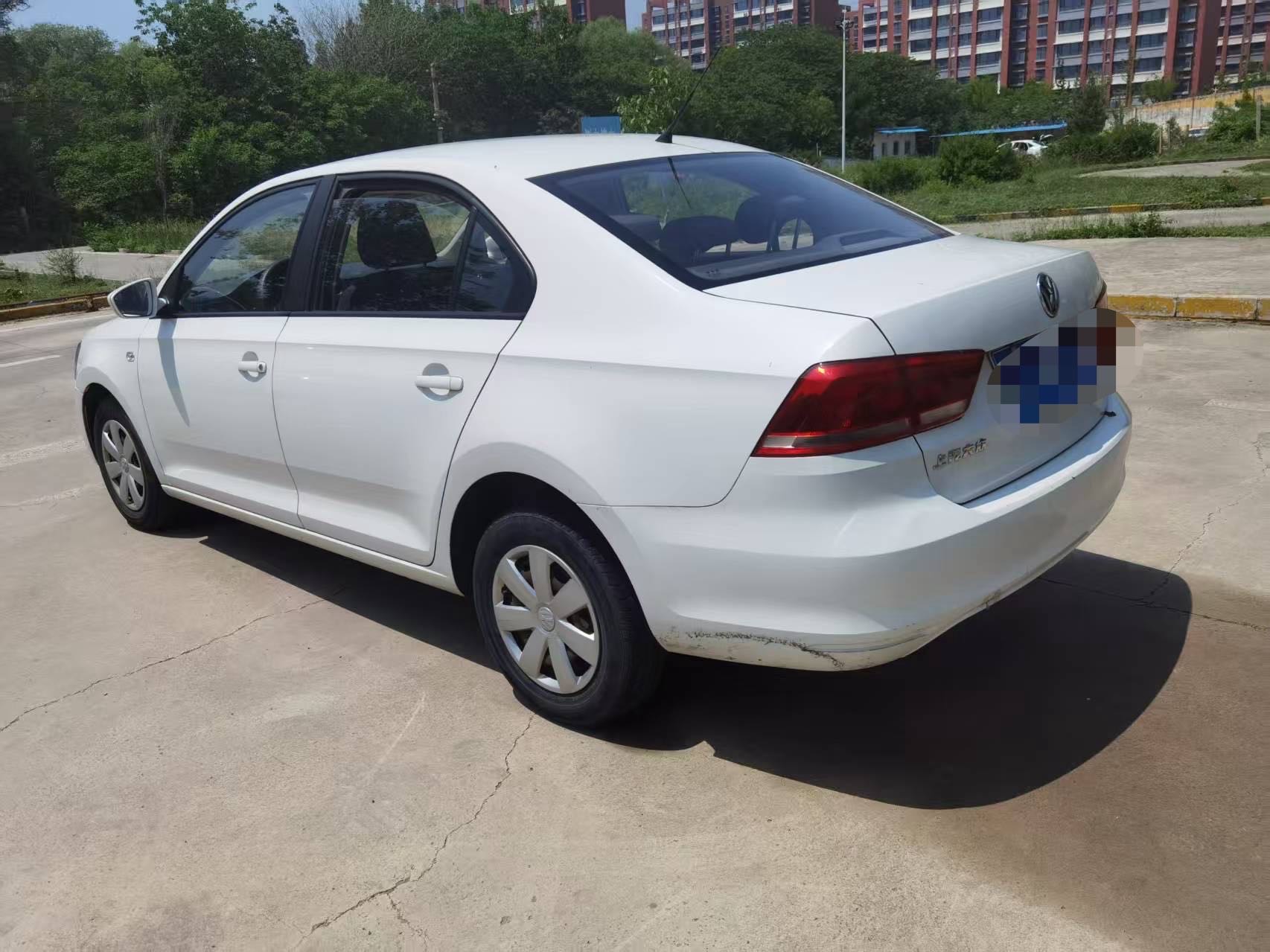 Volkswagen Santana 2018 car image #4