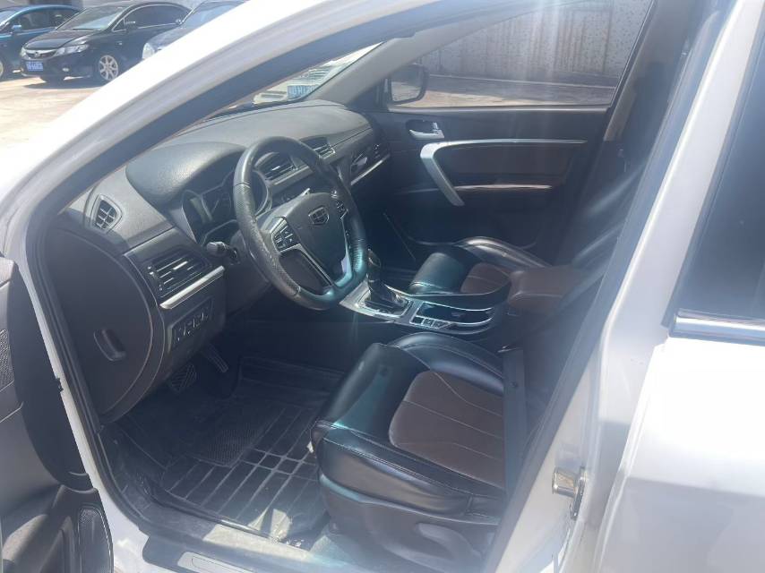 GEELY Emgrand 2016 car image #3