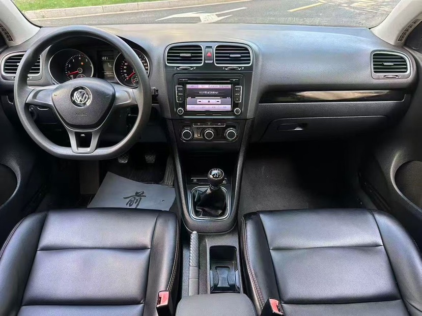 Volkswagen Golf 2010 #8 Volkswagen Golf 2010 car image #8