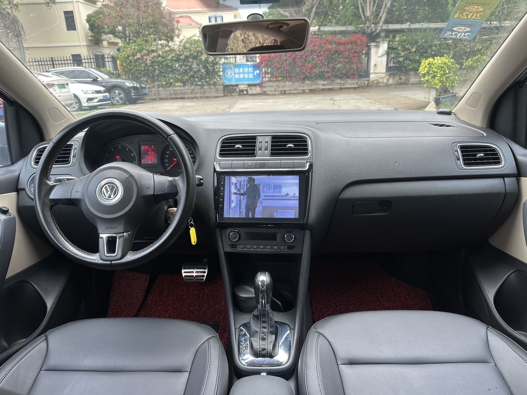 Volkswagen Polo 2013 #6 Volkswagen Polo 2013 car image #6