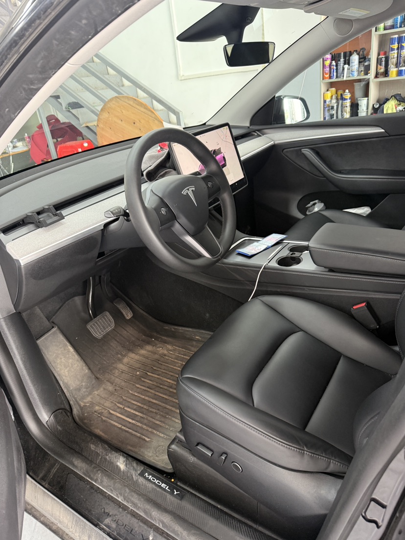 Tesla Model Y 2023 #3 Tesla Model Y 2023 immagine di auto #3