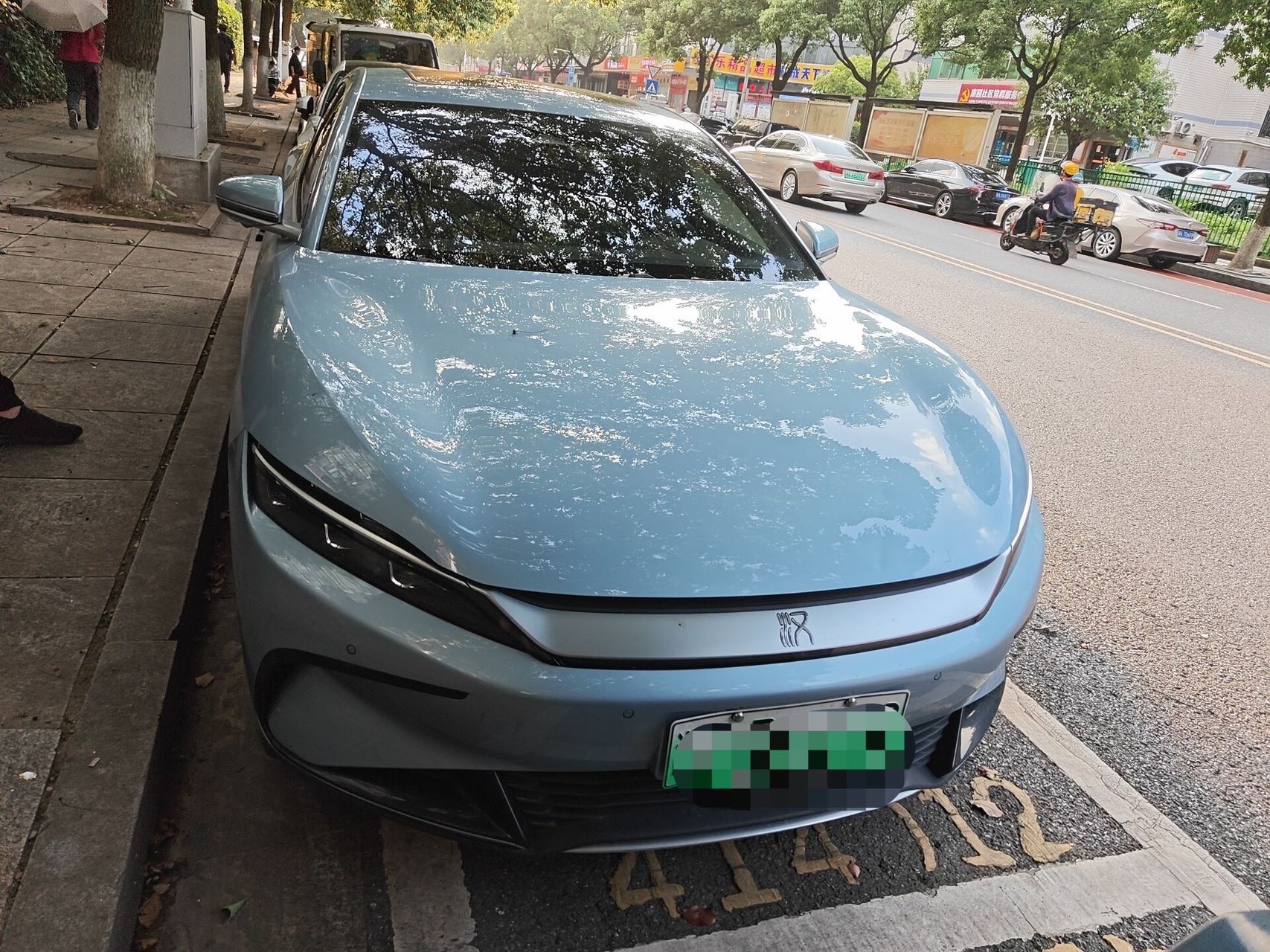 BYD Han 2024 car image #2
