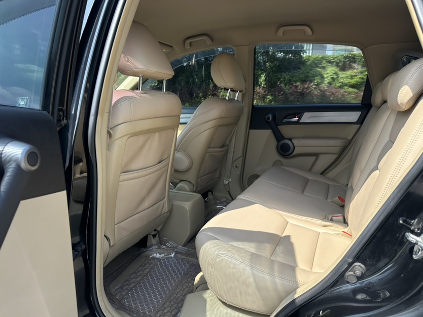 Honda CR-V 2011 immagine di auto #9