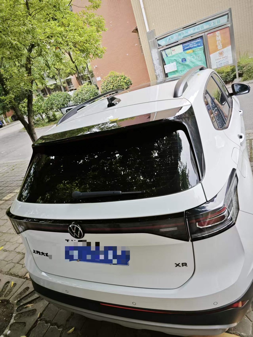 Volkswagen Tharu 2025 car image #3