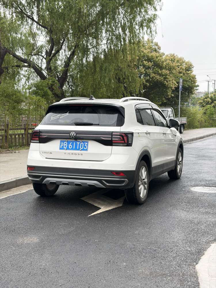 Volkswagen T-Cross 2021 #8 Volkswagen T-Cross 2021 car image #8