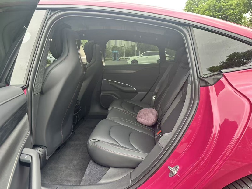 MI SU7 2025 car image #5