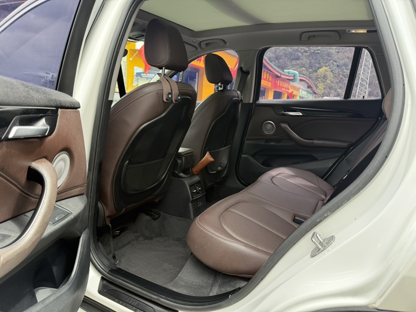 BMW X1 2021 car image #8