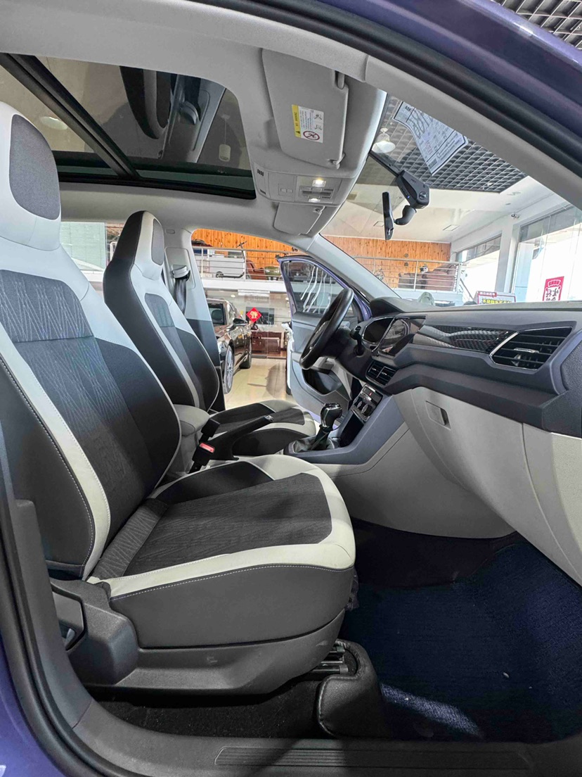Volkswagen T-Cross 2021 imagem de carro #10