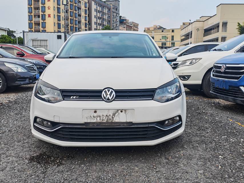 Volkswagen Polo 2017 car image #2