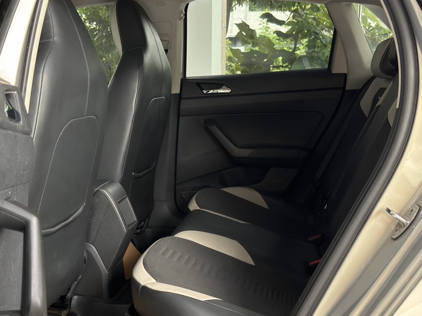 Volkswagen Polo 2020 car image #8