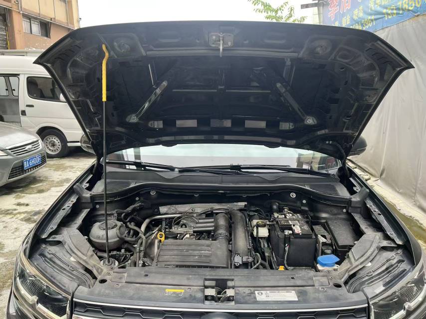 Volkswagen Tharu 2022 car image #14