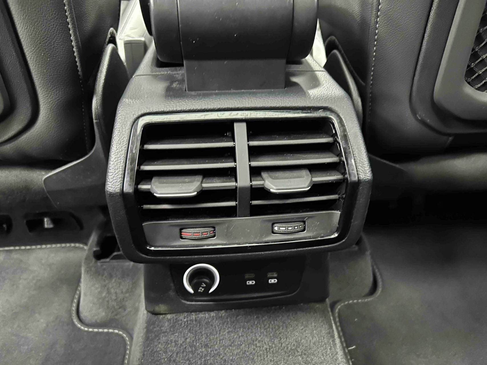 Audi Q3 2022 immagine di auto #7
