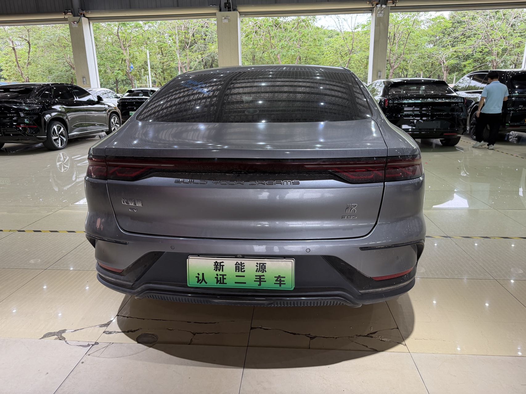 BYD Han 2022 #5 BYD Han 2022 car image #5