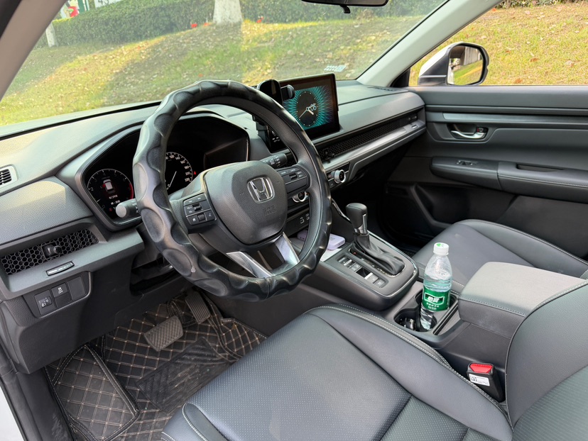 Honda CR-V 2025 car image #3