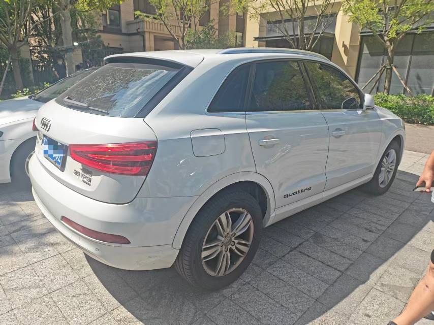 Audi Q3 2015 #6 Audi Q3 2015 car image #6