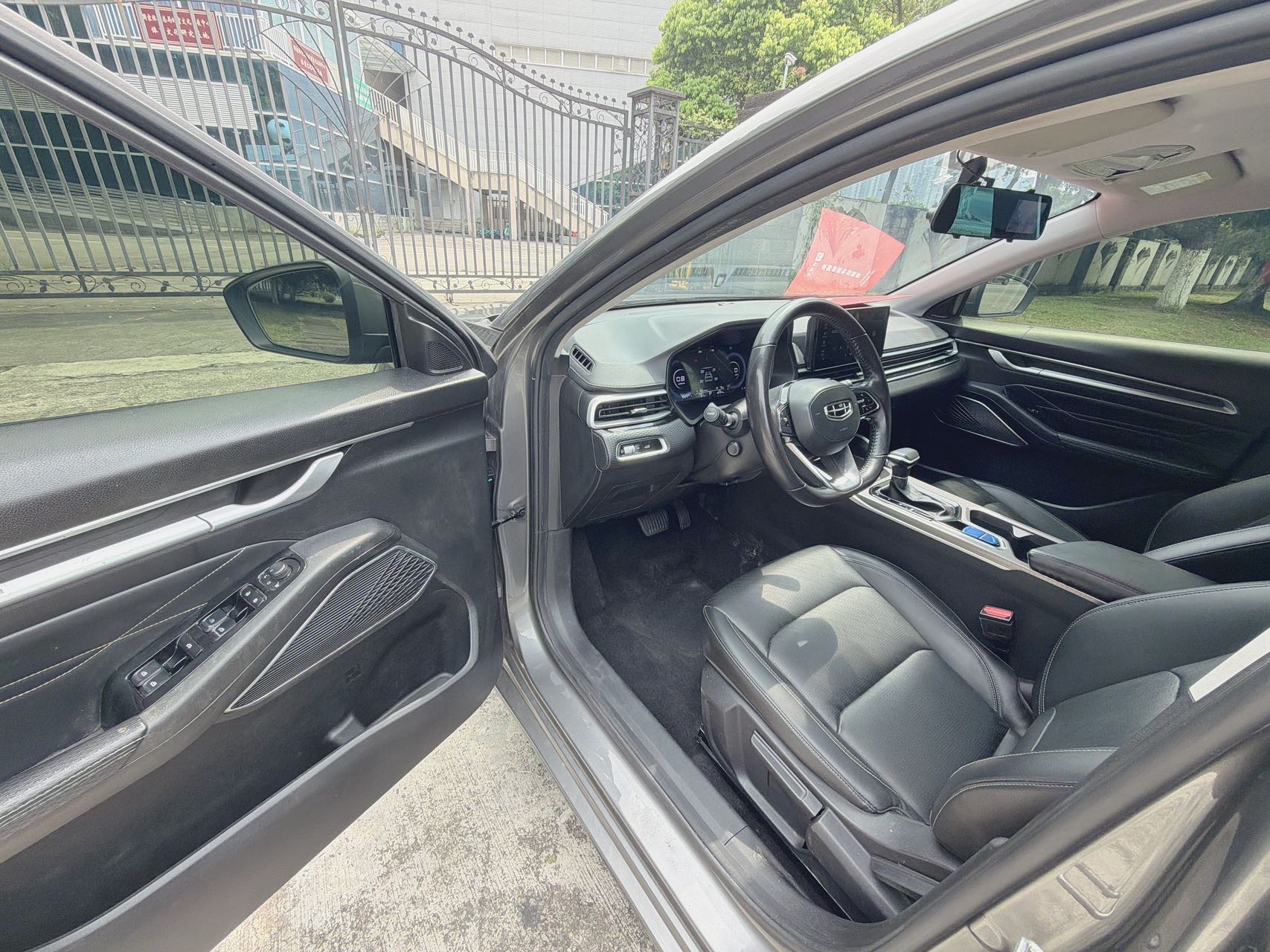 GEELY Emgrand 2022 #8 GEELY Emgrand 2022 car image #8
