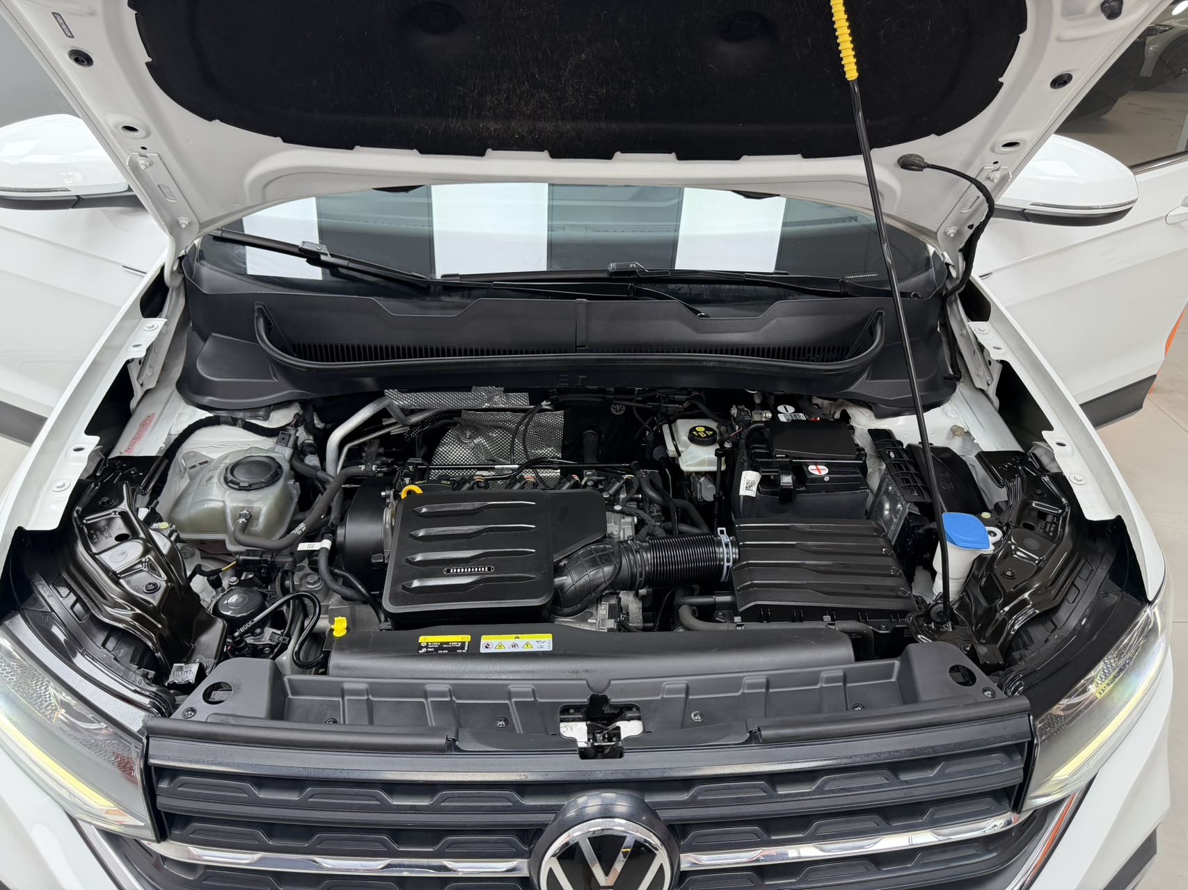Volkswagen Tacqua 2022 car image #19