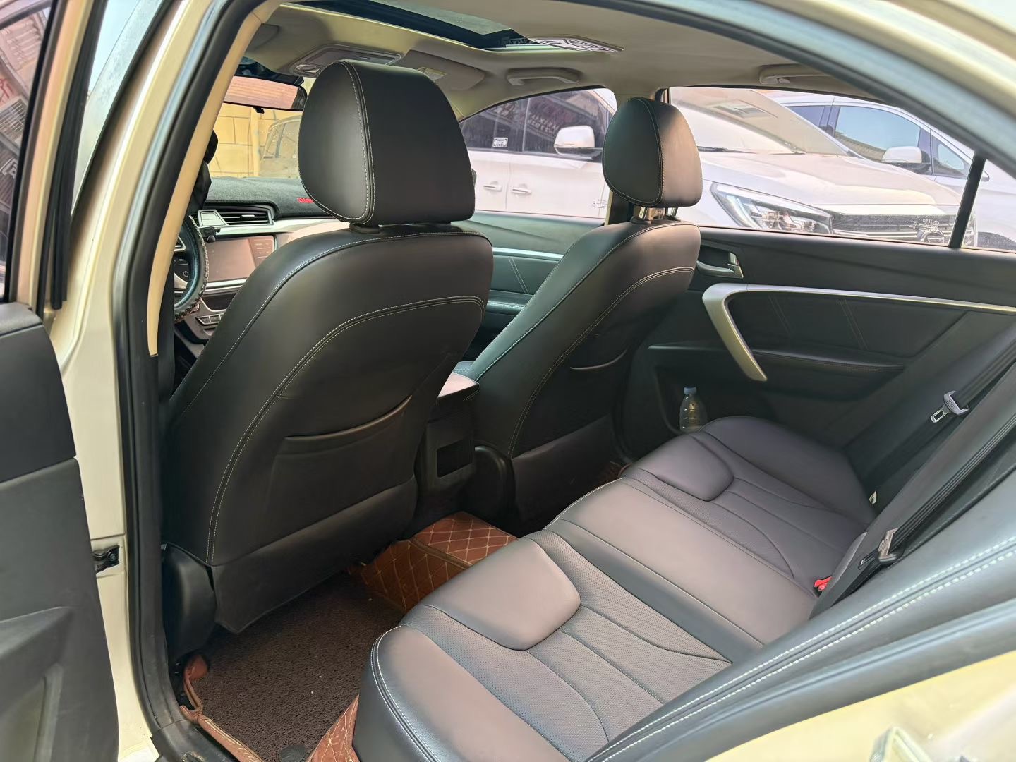 GEELY Emgrand 2017 #4 GEELY Emgrand 2017 car image #4