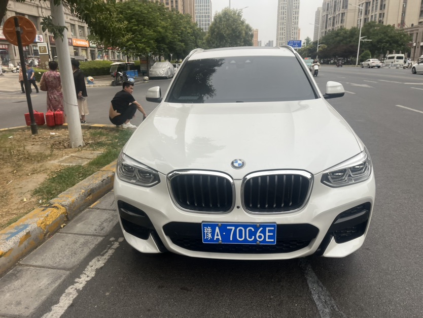 BMW X3 2020 car image #2