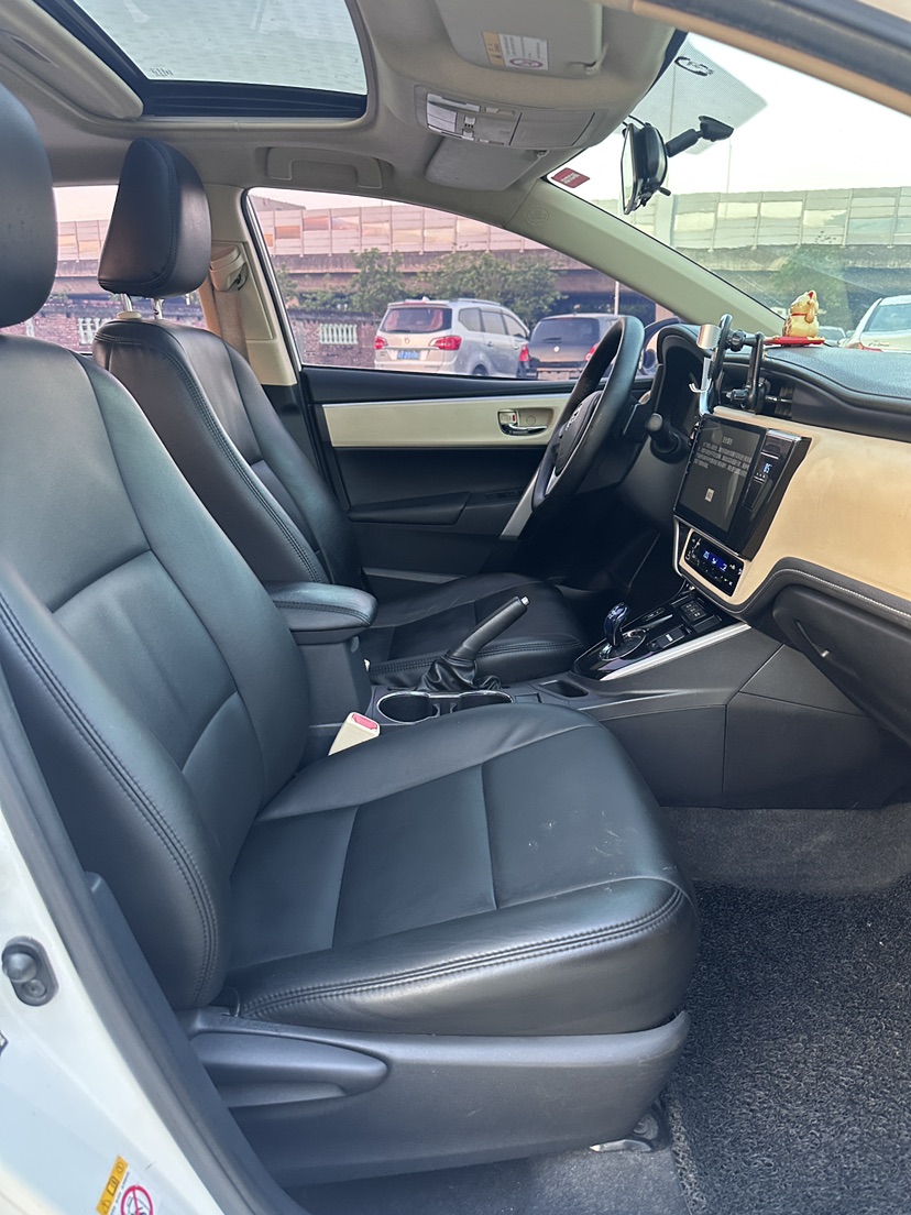 Toyota Corolla 2017 car image #9