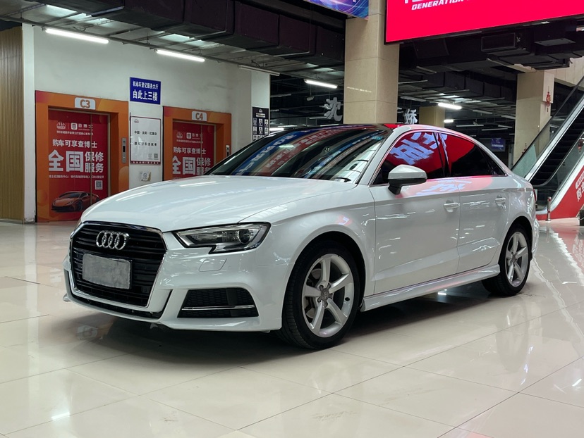 Audi A3 2017 Audi A3 2017 immagine di auto