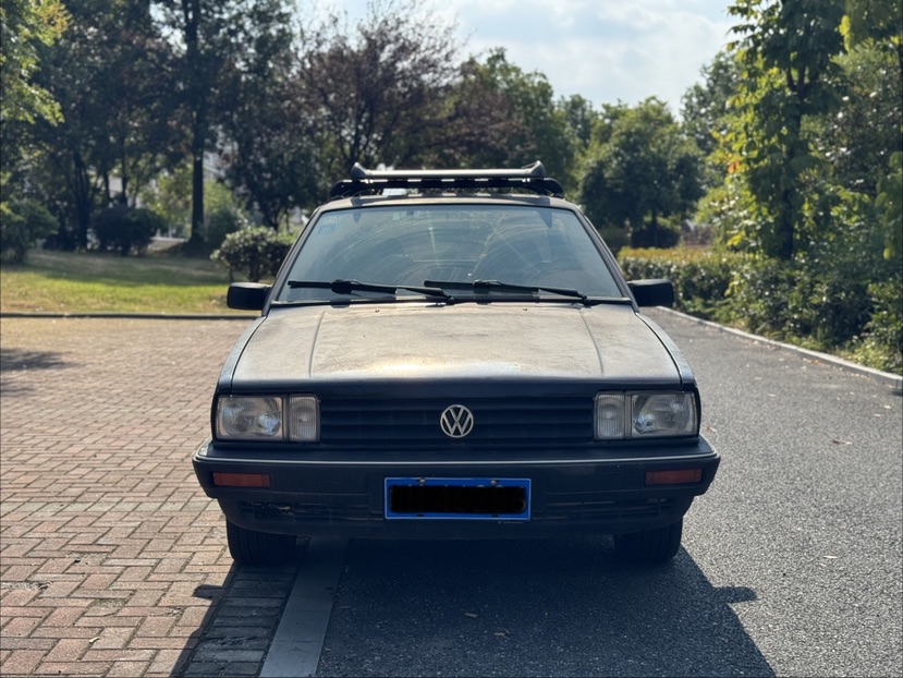 Volkswagen Santana Classic 2010 car image #2
