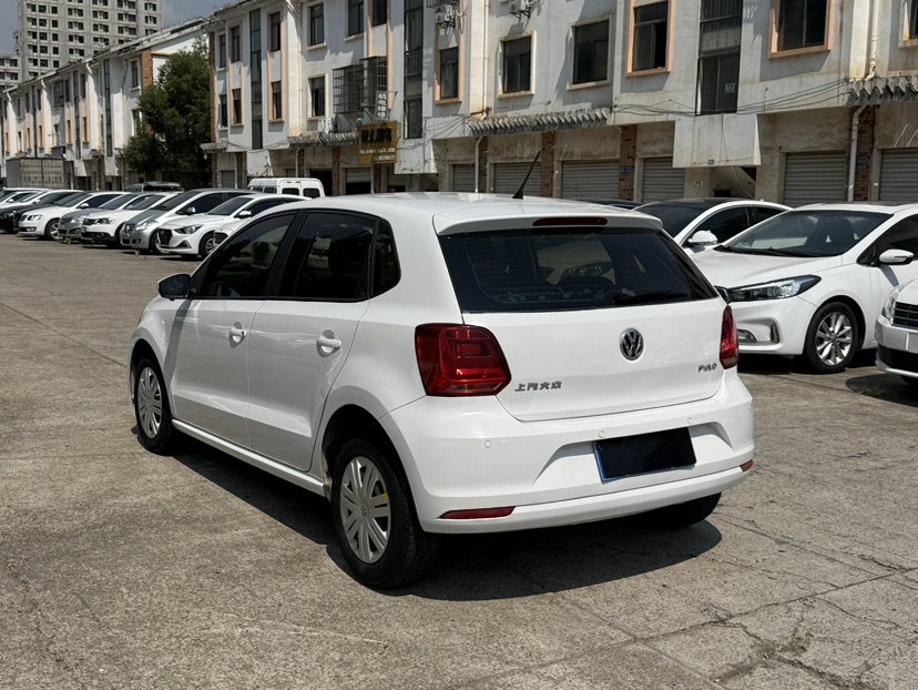 Volkswagen Polo 2017 car image #7