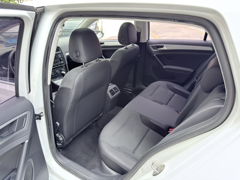 Volkswagen Golf 2018 #6 Volkswagen Golf 2018 car image #6
