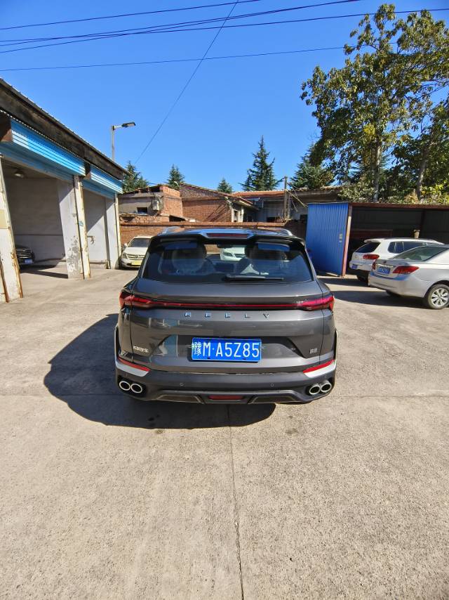GEELY Coolray 2026 car image #3