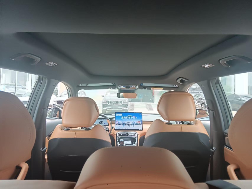 GEELY Boyue L 2025 car image #5